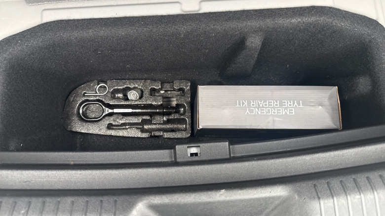 Volkswagen ID.4 109kW Life Pure 52kWh 5dr Auto [110kW Ch] Electric Estate